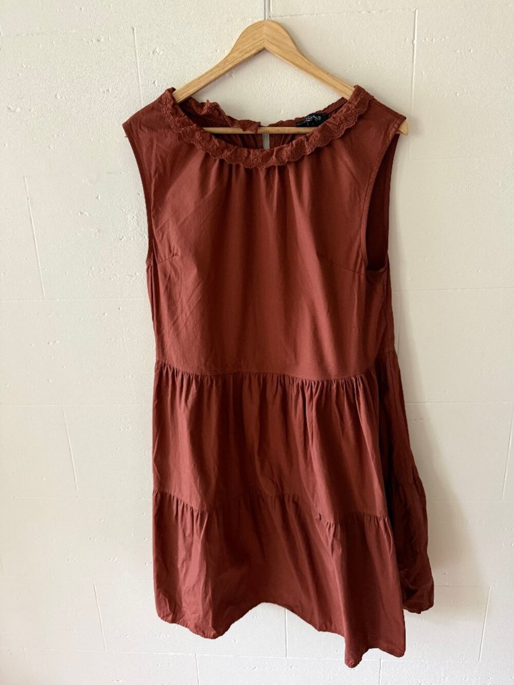 Italien Cotton Brown Lace Collar Tiered Dress | Lighjtweight Summer | Medium